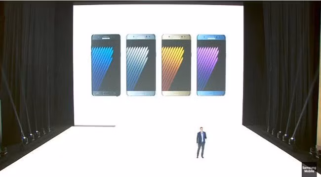 Galaxy Note7 ra mắt với 4 màu: đen, bạc, vàng và màu xanh độc đáo Blue Coral (Xanh San Hô).