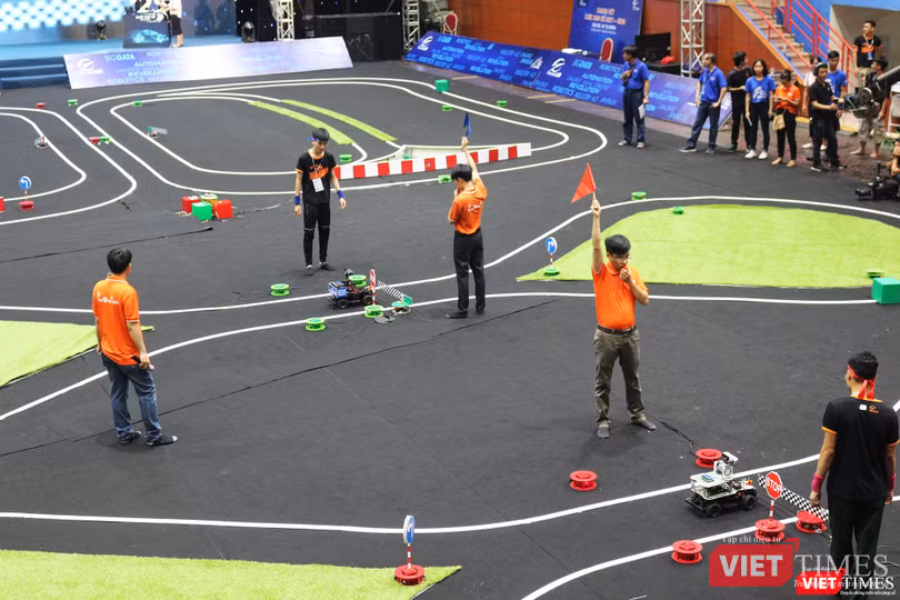 Cuộc đua số 2018: Mơ về xe tự lái trên đường phố Việt Nam ảnh 1