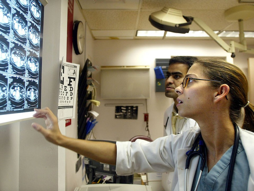 Bệnh viện càng hiện đại, bệnh nhân càng lắm nỗi lo ảnh 2