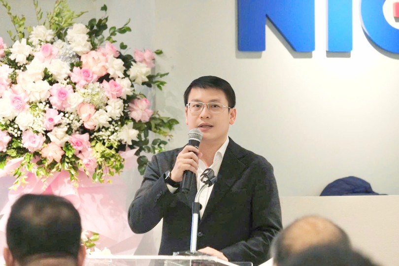 Ông Vũ Kiêm Văn - Phó Chủ tịch, Tổng Thư ký Hội Truyền thông số Việt Nam phát biểu tại Lễ Khai giảng Chương trình.jpeg