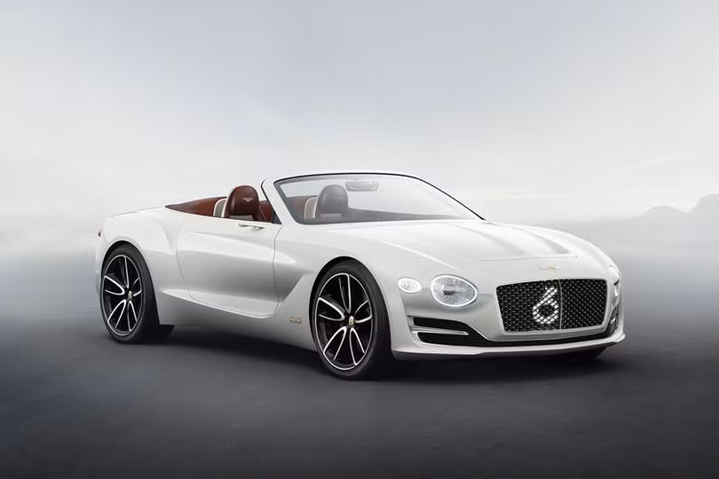 Mẫu Bentley Centenary Concept được hãng Bentley tung ra thị trường nhân kỷ niệm 100 thành lập. Ảnh: Carbuzz 