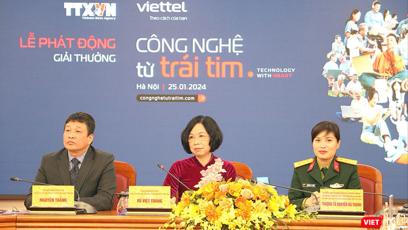 Giải thưởng "Công nghệ từ Trái tim - Technology with Heart" có tổng giá trị lên tới 1 tỉ đồng