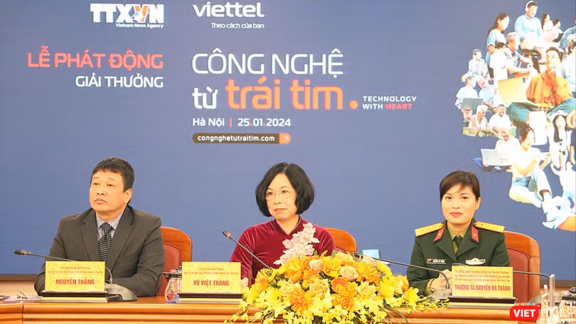 Giải thưởng "Công nghệ từ Trái tim - Technology with Heart" có tổng giá trị lên tới 1 tỉ đồng