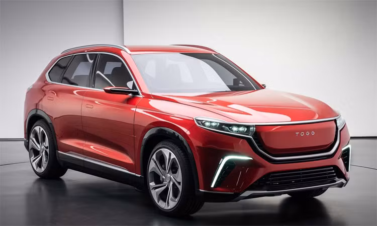 TOGG concept bản SUV với kiểu đèn pha dài và dẹt, hốc gió lớn với dải đèn LED hình boomerang. Ảnh: Motor1