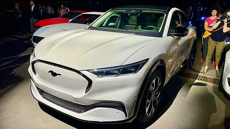 Ford Mustang Mach-E, SUV chạy điện ra mắt tại Mỹ. Ảnh: Quartz 
