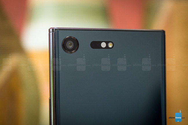 Đánh giá Sony Xperia XZ Premium: điện thoại “chất” nhưng thiết kế bảo thủ ảnh 8