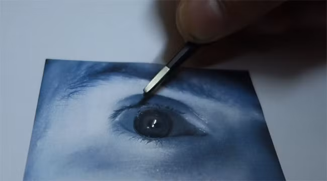 Đánh lừa nhận diện mống mắt Galaxy S8 bằng máy ảnh và kính áp tròng ảnh 3