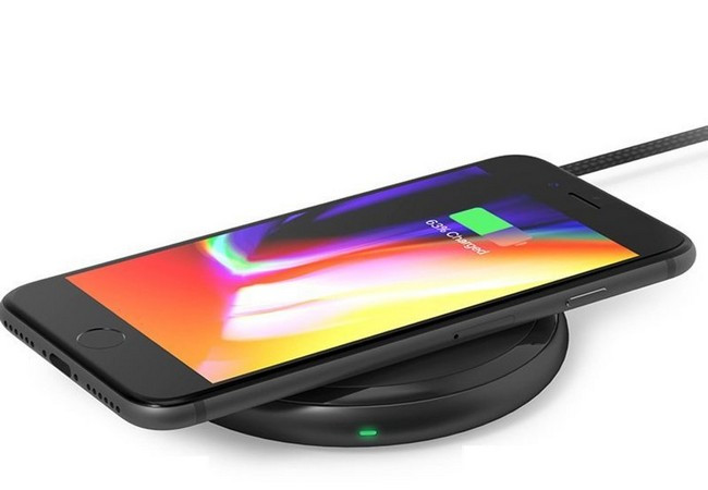 5 phụ kiện thiết yếu cho chiếc iPhone 8 và 8 Plus ảnh 1