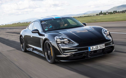 Mẫu xe chạy điện Taycan của Porsche