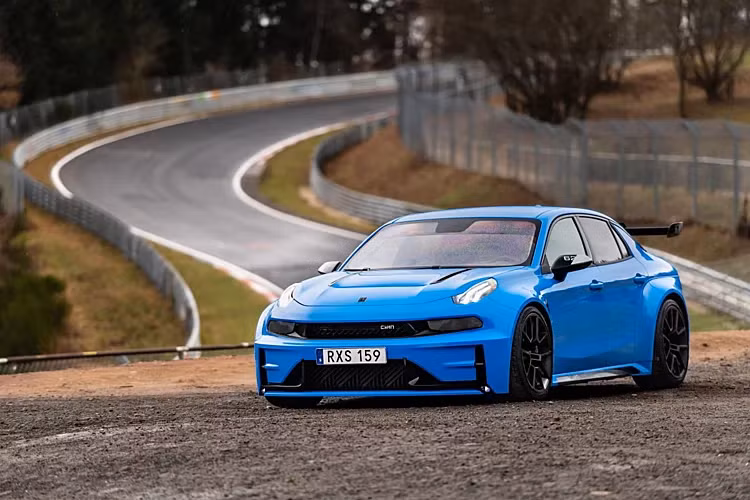 Lynk & Co 03 Cyan concept trên đường đua nước Đức. Ảnh: Lynk & Co 