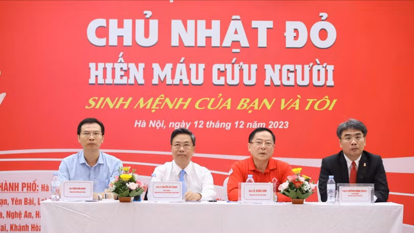 Ban Tổ chức họp báo thông tin về ngày hội hiến máu tình nguyện Chủ Nhật Đỏ lần thứ XVI – năm 2024