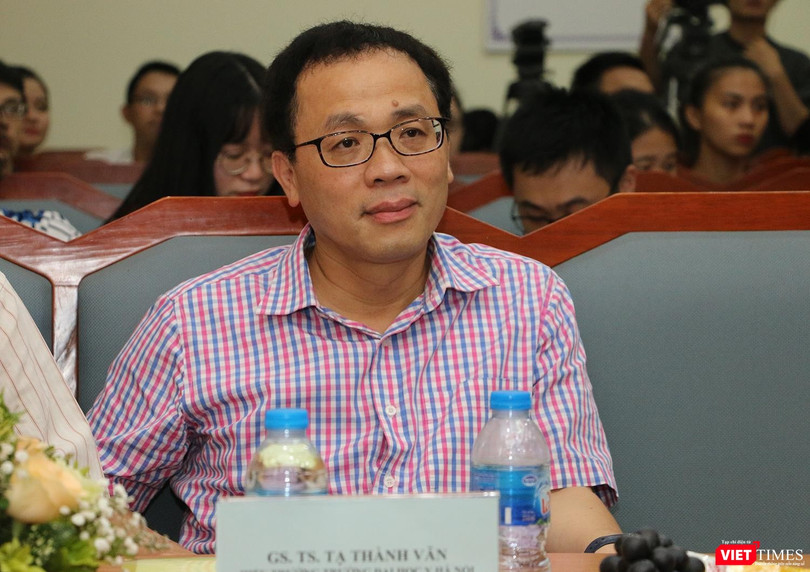 GS.TS Tạ Thành Văn