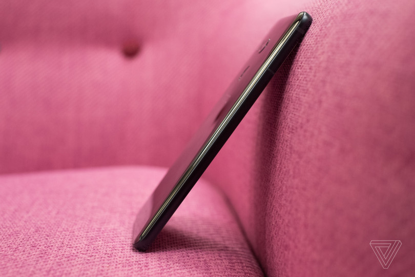 HTC chính thức trình làng U11+ ảnh 2