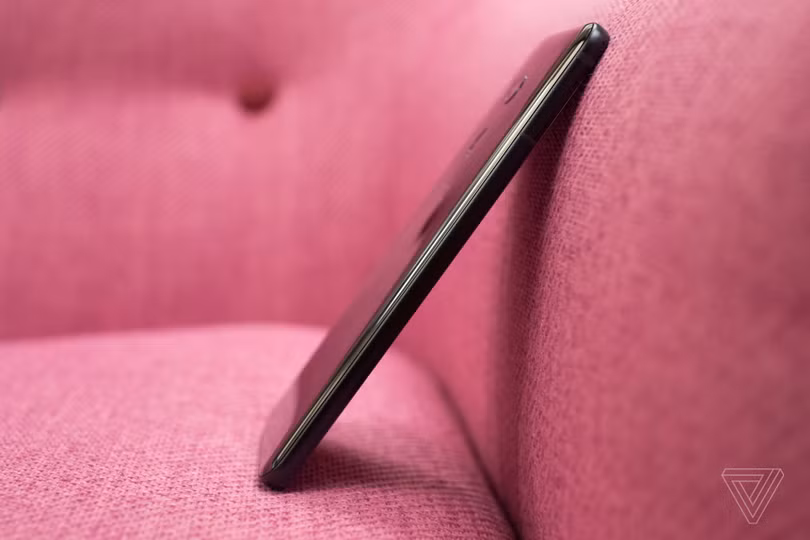 HTC chính thức trình làng U11+ ảnh 2