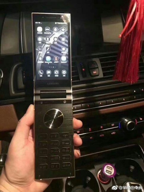 Flagship vỏ sò của Samsung lộ diện: chip Snap 835, RAM 6 GB ảnh 3