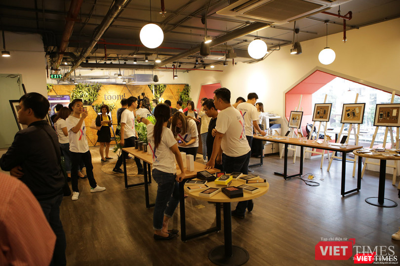 Từ iPhone đời đầu đến iPhone X lần đầu tiên hội tụ trong một triển lãm tại Hà Nội ảnh 19