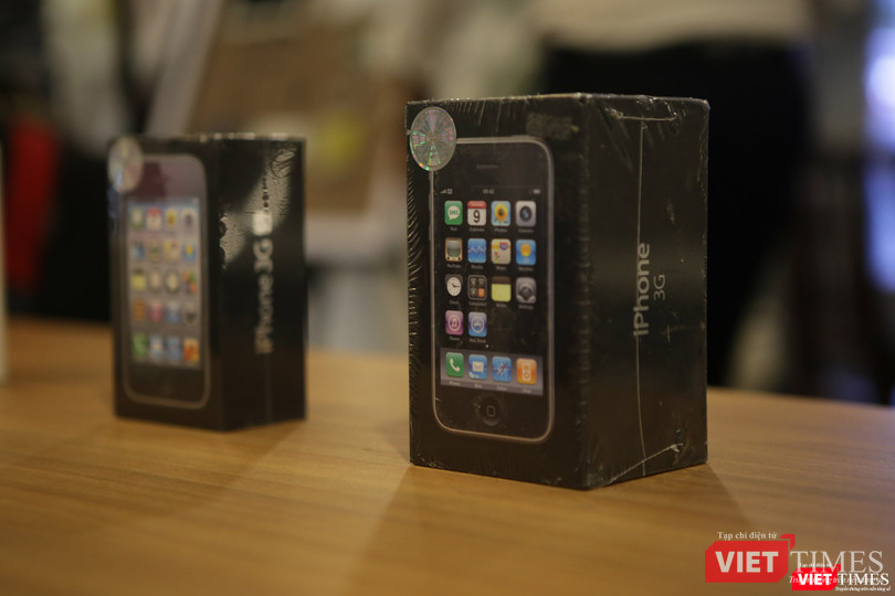 Từ iPhone đời đầu đến iPhone X lần đầu tiên hội tụ trong một triển lãm tại Hà Nội ảnh 5