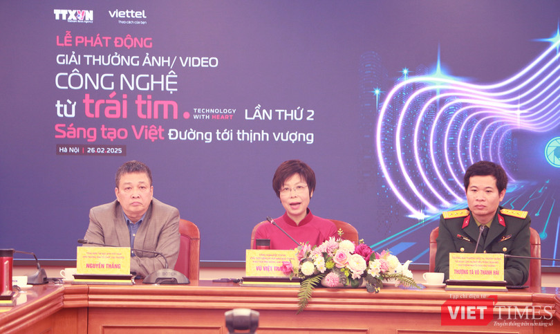 Đại diện Ban tổ chức Giải thưởng "Công nghệ từ trái tim - Technology with heart" chia sẻ về những nét mới của giải thưởng năm nay