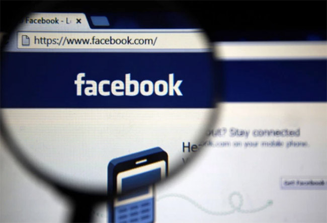 Bị phạt hơn 4.000 USD vì bấm “Thích” trên Facebook ảnh 1