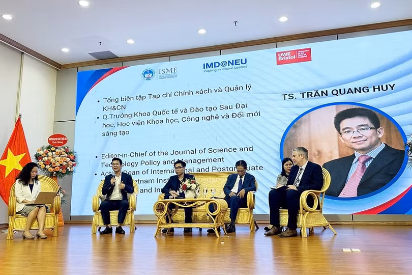 cac dien gia toa dam.jpg