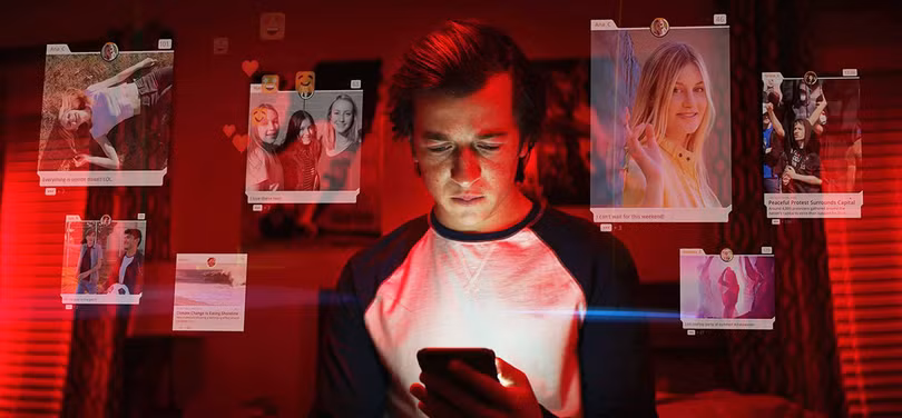 Phim Social Dilemma (Song đề xã hội) đề cập tới việc từng cá nhân tham gia mạng xã hội và bị các công ty công nghệ giám sát, theo dõi, thu thập dữ liệu người dùng.