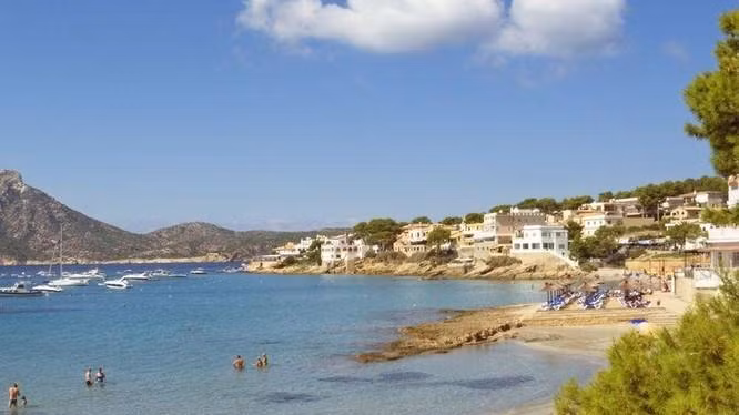 Vụ việc của 2 nghệ sĩ xảy ra tại Andratx, Majorca, Tây Ban Nha