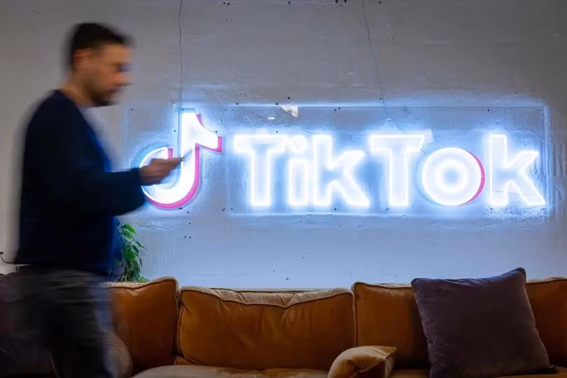 TikTok, ứng dụng thuộc sở hữu của Trung Quốc, đã phải đối mặt với sự giám sát chặt chẽ ở Washington về các hoạt động dữ liệu của mình (ảnh: Getty Images)