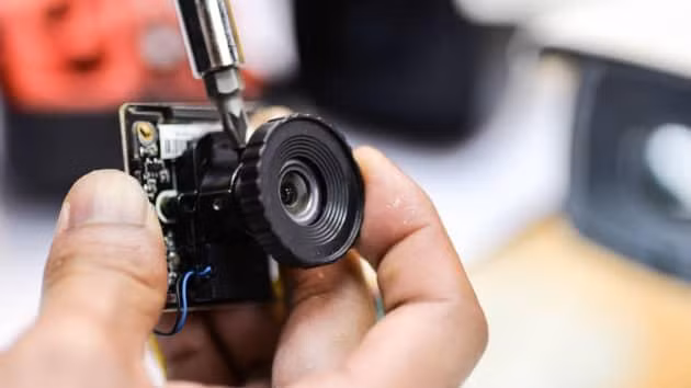 Camera kích thước nhỏ được sử dụng khá phổ biến (ảnh: Getty Images)