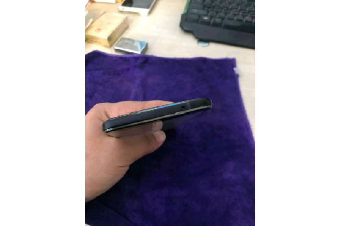 HTC U12+ lộ diện qua ảnh chụp trộm: thiết kế không ấn tượng ảnh 3