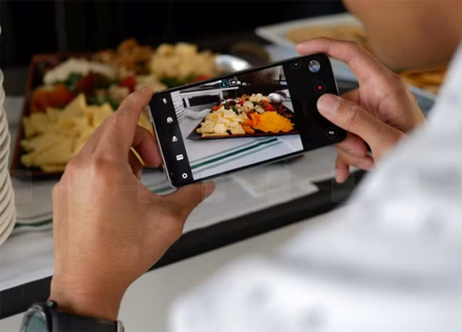 LG V30 chính thức ra mắt: quay và chỉnh sửa video cực "đỉnh" ảnh 4