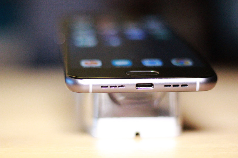 Video trên tay và ảnh thực tế Bphone 2017 ảnh 3