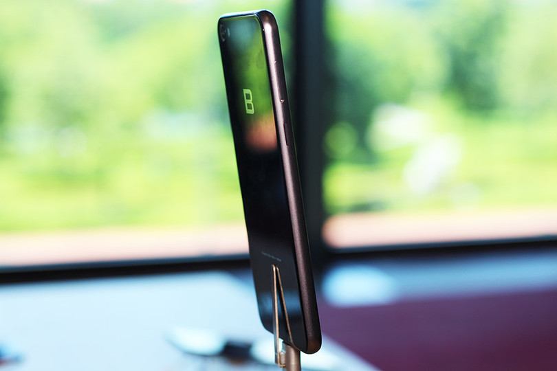 Video trên tay và ảnh thực tế Bphone 2017 ảnh 4