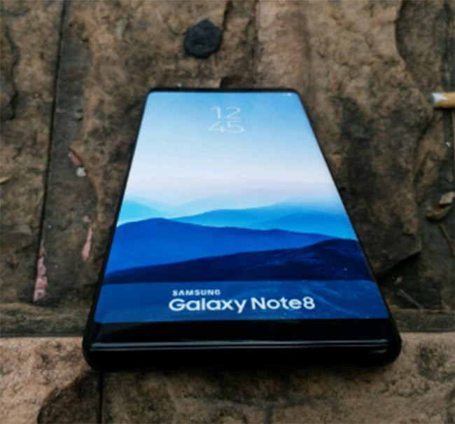 Galaxy Note 8 lộ diện trước ngày ra mắt ảnh 1