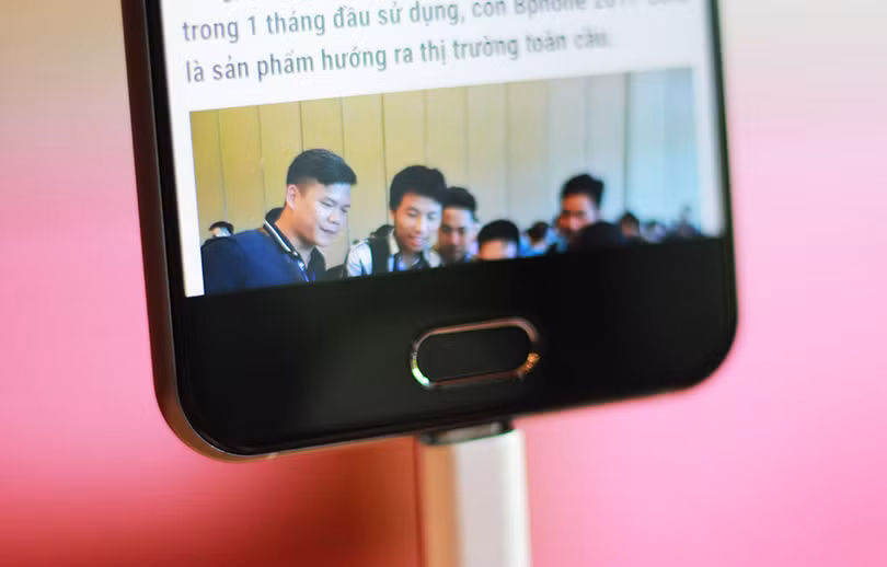 Video trên tay và ảnh thực tế Bphone 2017 ảnh 2