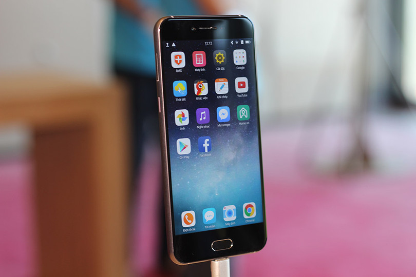 Video trên tay và ảnh thực tế Bphone 2017 ảnh 10