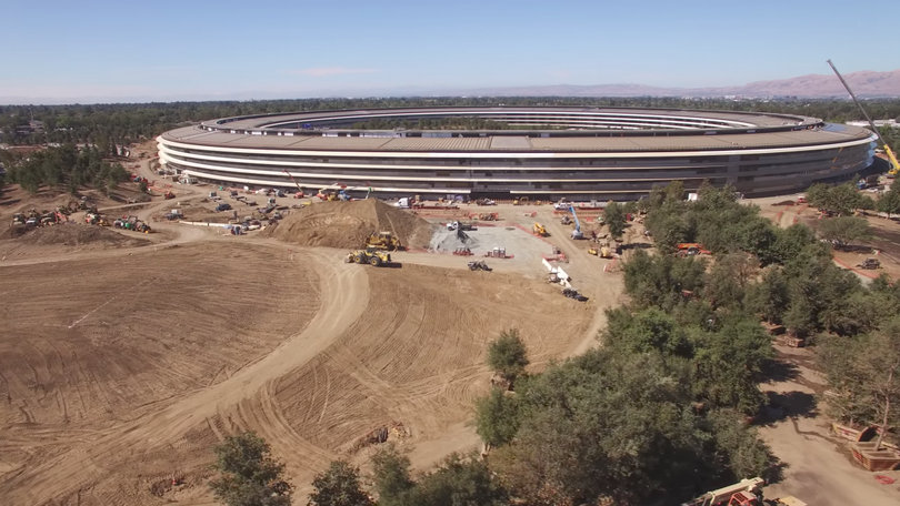 Chiêm ngưỡng trụ sở 5 tỷ USD của Apple sắp đưa vào hoạt động ảnh 11