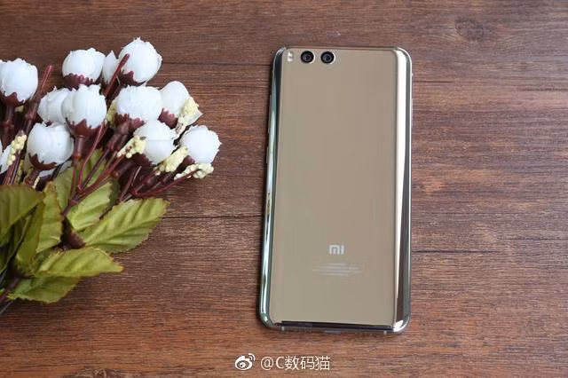 Chiêm ngưỡng “hàng hiếm” Xiaomi Mi 6 bản Mercury Silver ảnh 3