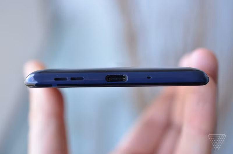 Nokia 8 chính thức ra mắt với viền dày, camera có tính năng “bothie” ảnh 8