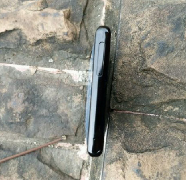 Galaxy Note 8 lộ diện trước ngày ra mắt ảnh 3