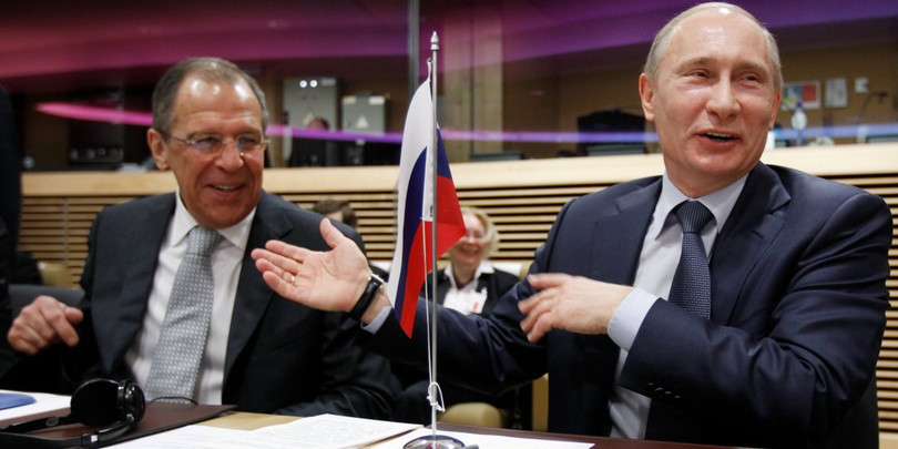 Tổng thống Putin follow 19 người trên Twitter, trong đó có một người đã chết cách đây 5 năm ảnh 18