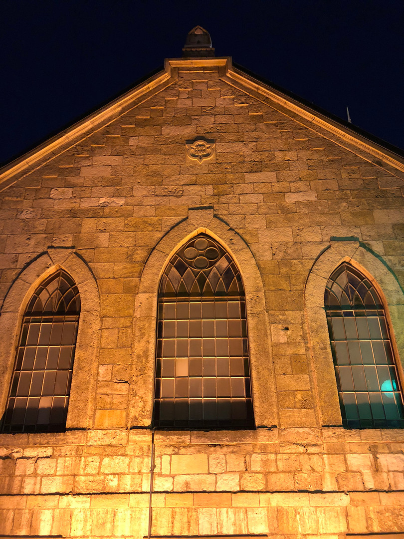 Chụp đêm với iPhone X, S9+, Pixel 2 XL và Note 8: Bạn thấy smartphone nào chụp đẹp hơn? ảnh 3