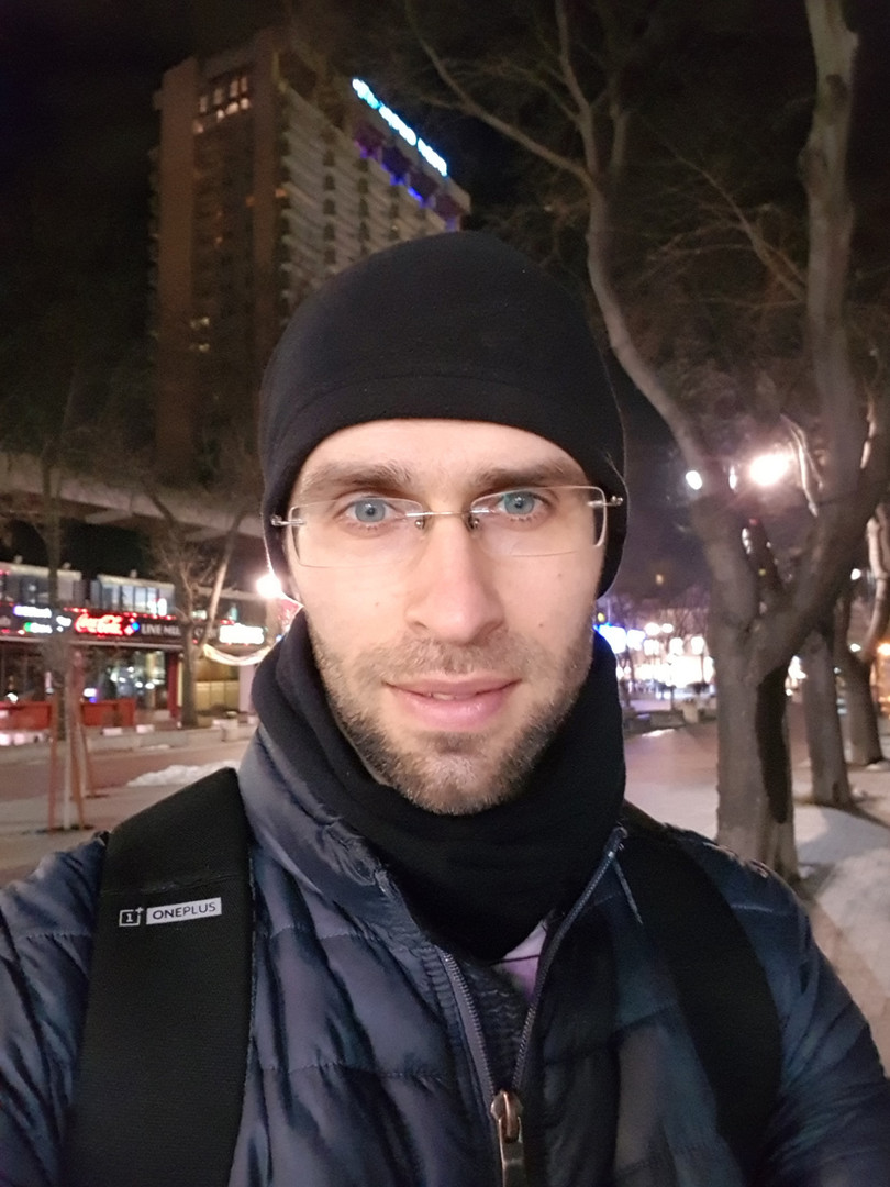 Chụp đêm với iPhone X, S9+, Pixel 2 XL và Note 8: Bạn thấy smartphone nào chụp đẹp hơn? ảnh 22