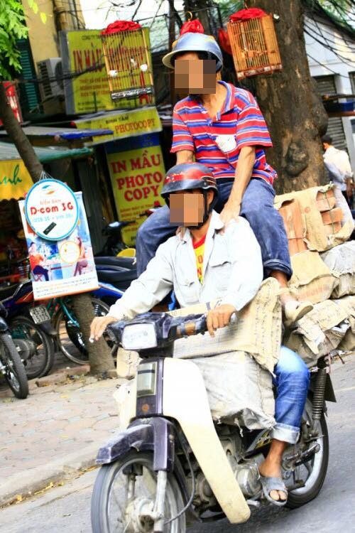 Cười đau bụng với "Người vận chuyển" phiên bản Việt Nam ảnh 19