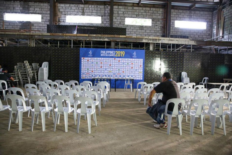Phòng họp báo giống như nhà kho tại SEA Games 30 (ảnh: ABS-CBN News)