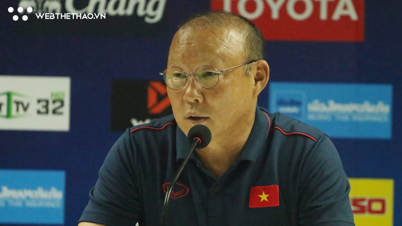 HLV Park Hang-seo tại buổi họp báo (ảnh: webthethao)