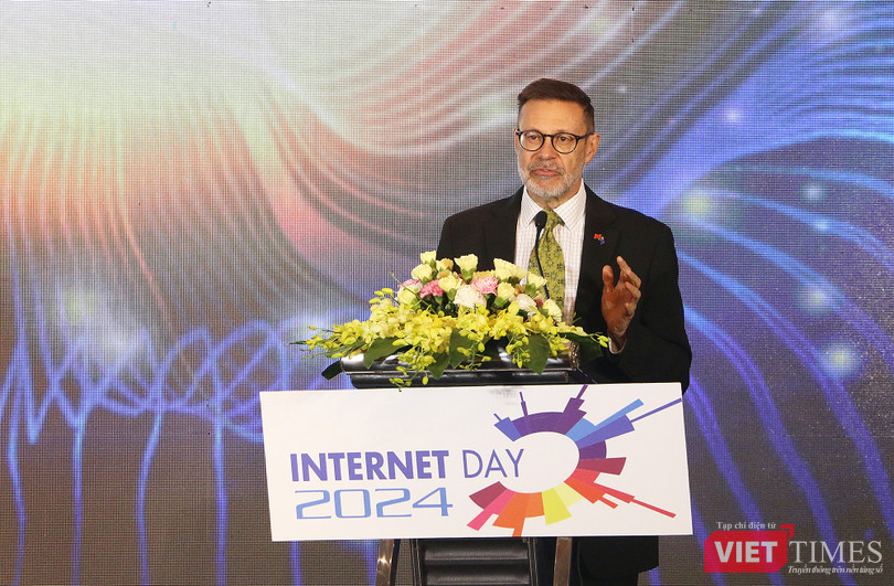 vt_dai su Australia.jpg