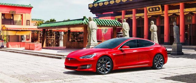 Tesla đã chính thức được cấp phép khởi động dây chuyền sản xuất xe tại nhà máy Gigafactory 3 của hãng ở Thượng Hải, Trung Quốc. 