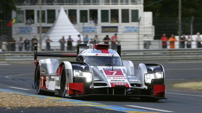 10 kỷ lục ấn tượng nhất trong làng đua xe thế giới ảnh 2 10 kỷ lục ấn tượng nhất trong làng đua xe thế giới ảnh 2