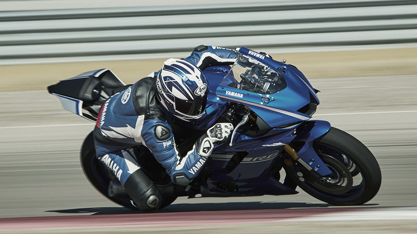 Chi tiết mô tô Yamaha YZF-R6 thế hệ 2017 với thiết kế lột xác ảnh 2 Chi tiết mô tô Yamaha YZF-R6 thế hệ 2017 với thiết kế lột xác ảnh 2