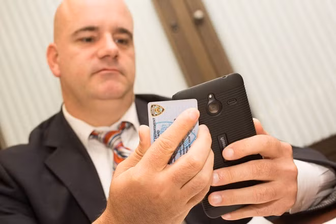 36.000 sĩ quan sở cảnh sát New York sẽ sử dụng smartphone chạy Windows.